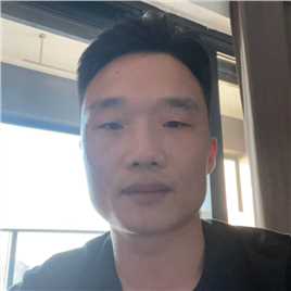 余卫卫老师头像